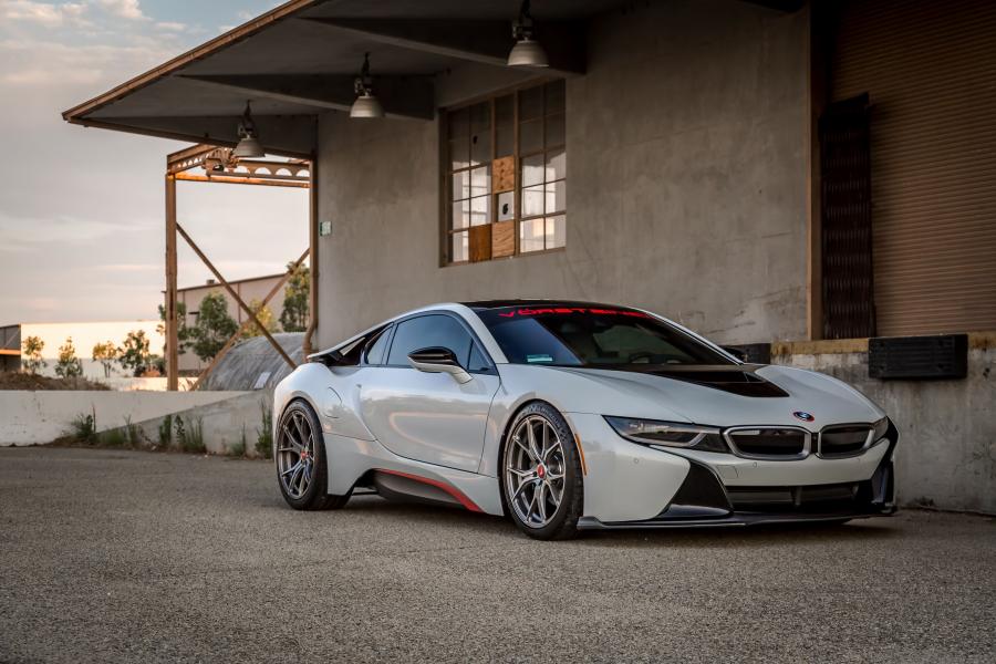  BMW i8 VR-E by Vorsteiner (VF-E 402) 2016 года  (фото 3 из 15)